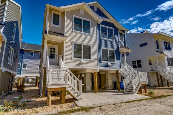 $2,500 | 19 Cummings Street, Unit 108, Mantoloking, NJ 08738