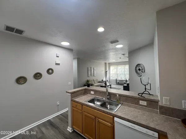 $214,900 | 3880 Summer Grove Way North, Unit 56, Jacksonville, FL 32257