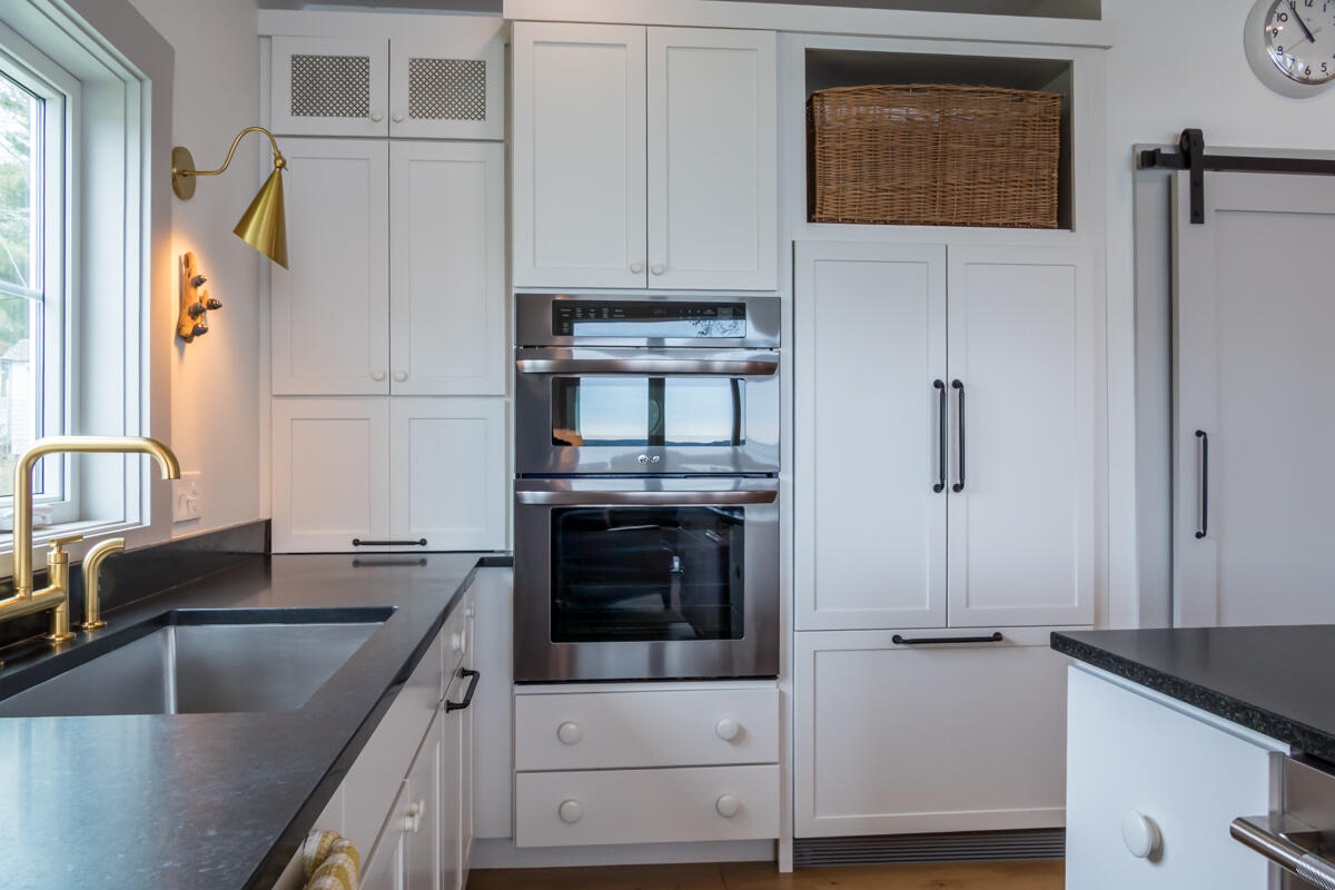 3 McKinney Road Harpswell, ME 04079 - Photo 5 of 81 16-Kitchen (4 of 7)