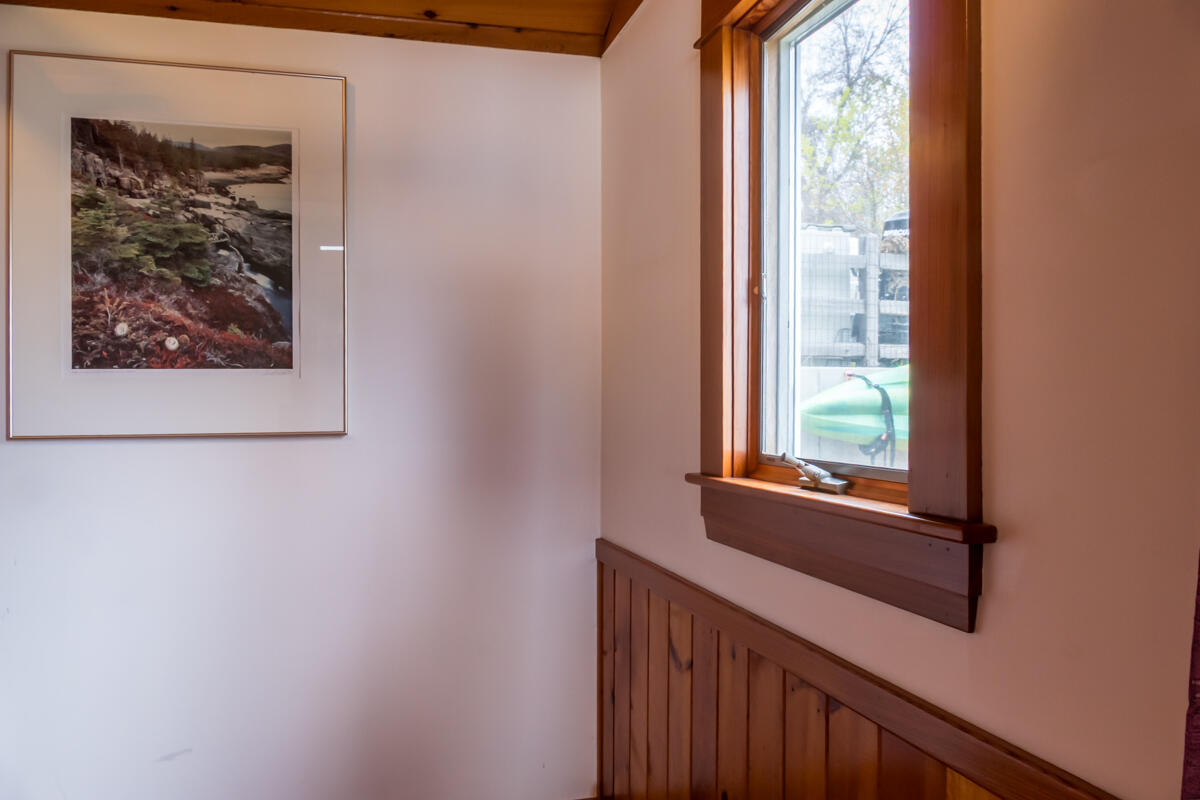 3 McKinney Road Harpswell, ME 04079 - Photo 52 of 81 66-Cottage office (2 of 2)