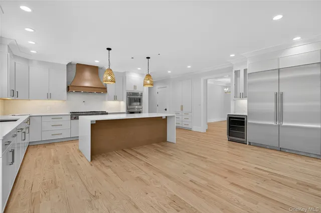 $2,998,000 | 12 School House Lane, Syosset, NY 11791