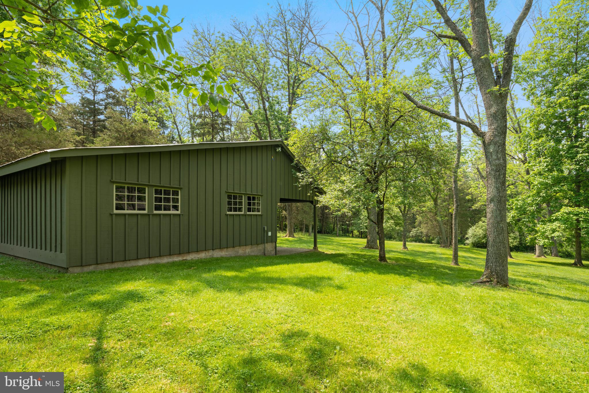 87 Mt Airy Road Pipersville, PA 18947 - Photo 29 of 46 4 Bay Pole Barn