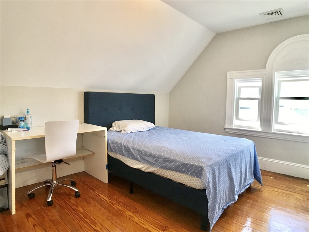 812 Moody Street, Unit 2 Waltham, MA 02453 - Photo 11 of 27