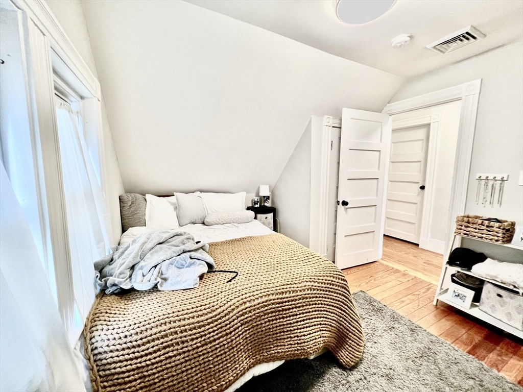 812 Moody Street, Unit 2 Waltham, MA 02453 - Photo 13 of 27