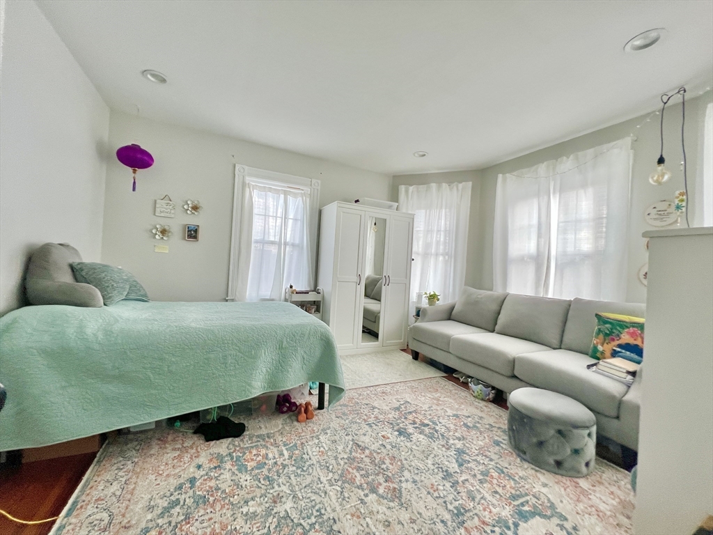 812 Moody Street, Unit 2 Waltham, MA 02453 - Photo 7 of 27
