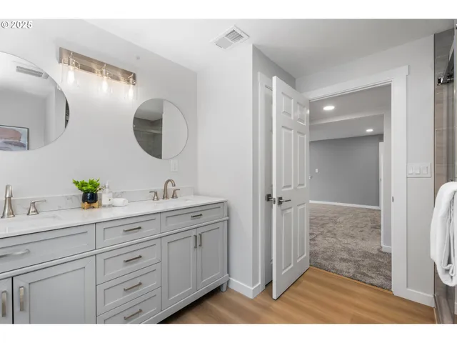 $849,000 | 23040 Southeast Yellowhammer Street, Damascus, OR 97089