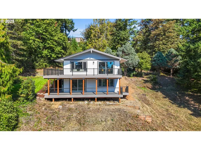 $849,000 | 23040 Southeast Yellowhammer Street, Damascus, OR 97089