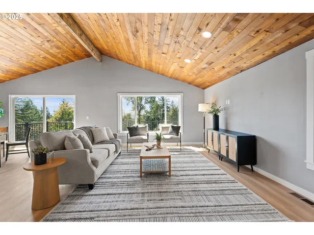 $849,000 | 23040 Southeast Yellowhammer Street, Damascus, OR 97089