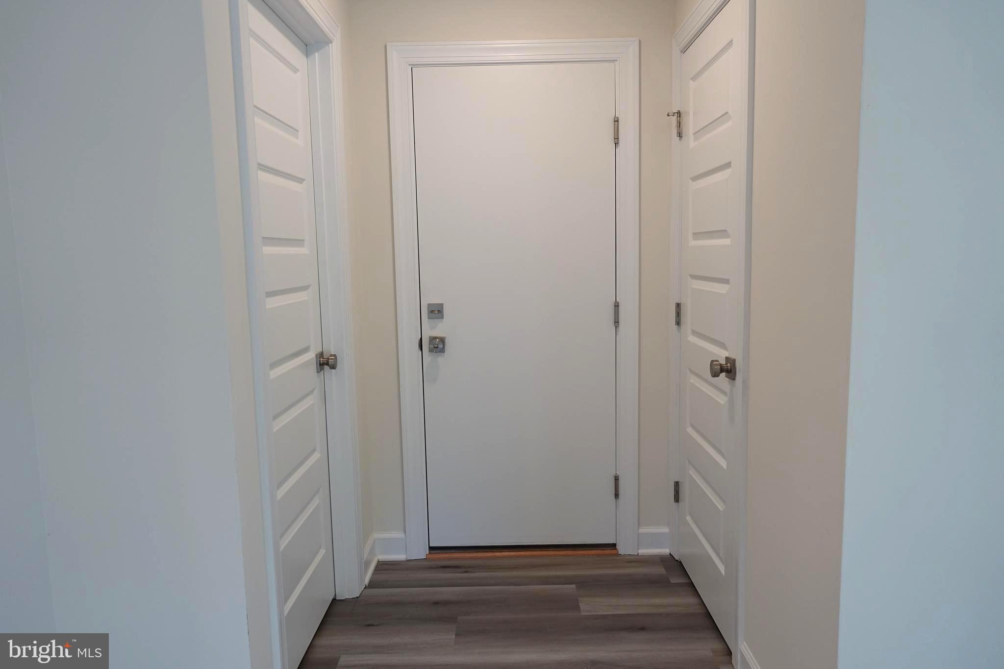 123 Tennessee Road Stevensville, MD 21666 - Photo 12 of 25 Garage entry