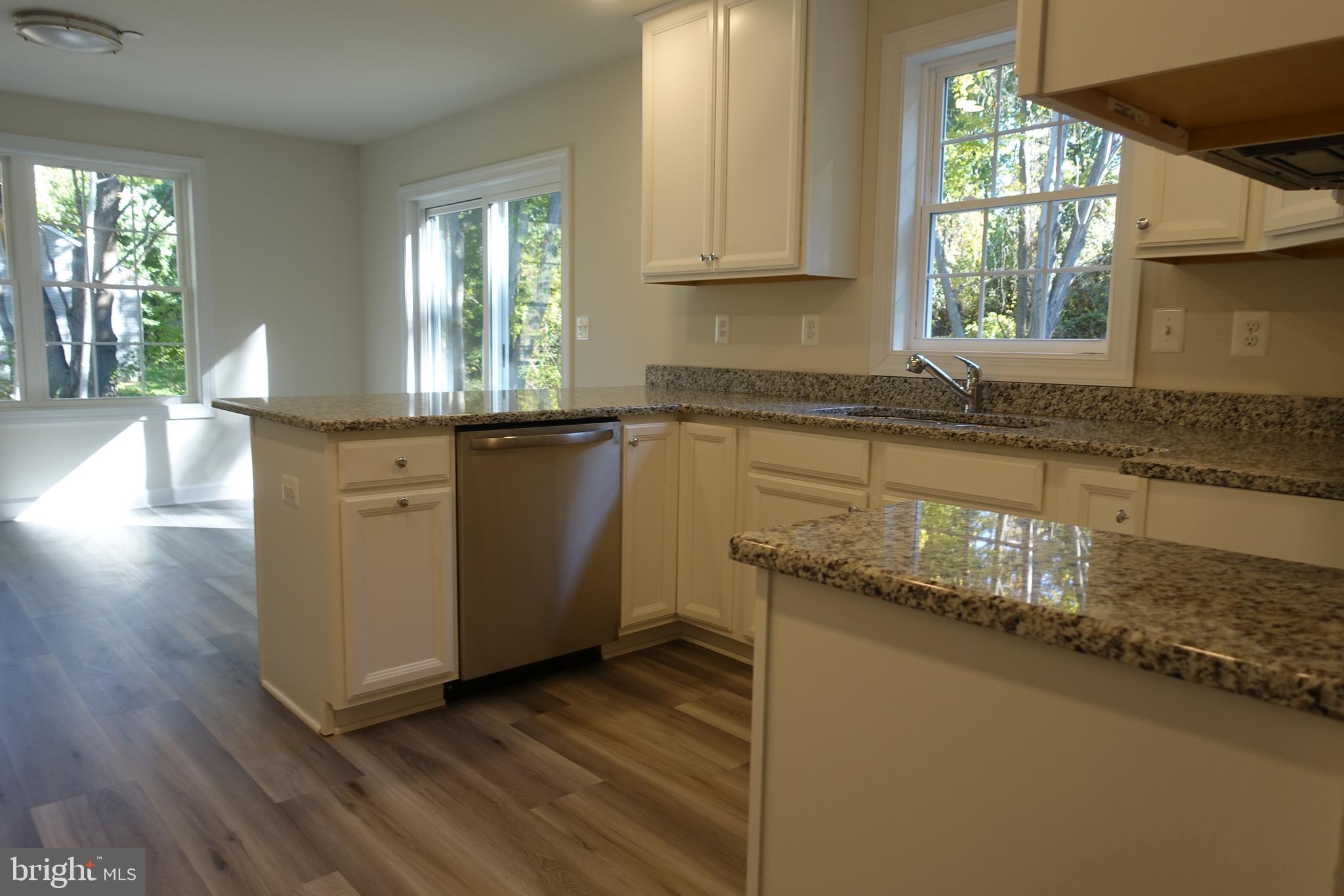 123 Tennessee Road Stevensville, MD 21666 - Photo 8 of 25 So much natural light