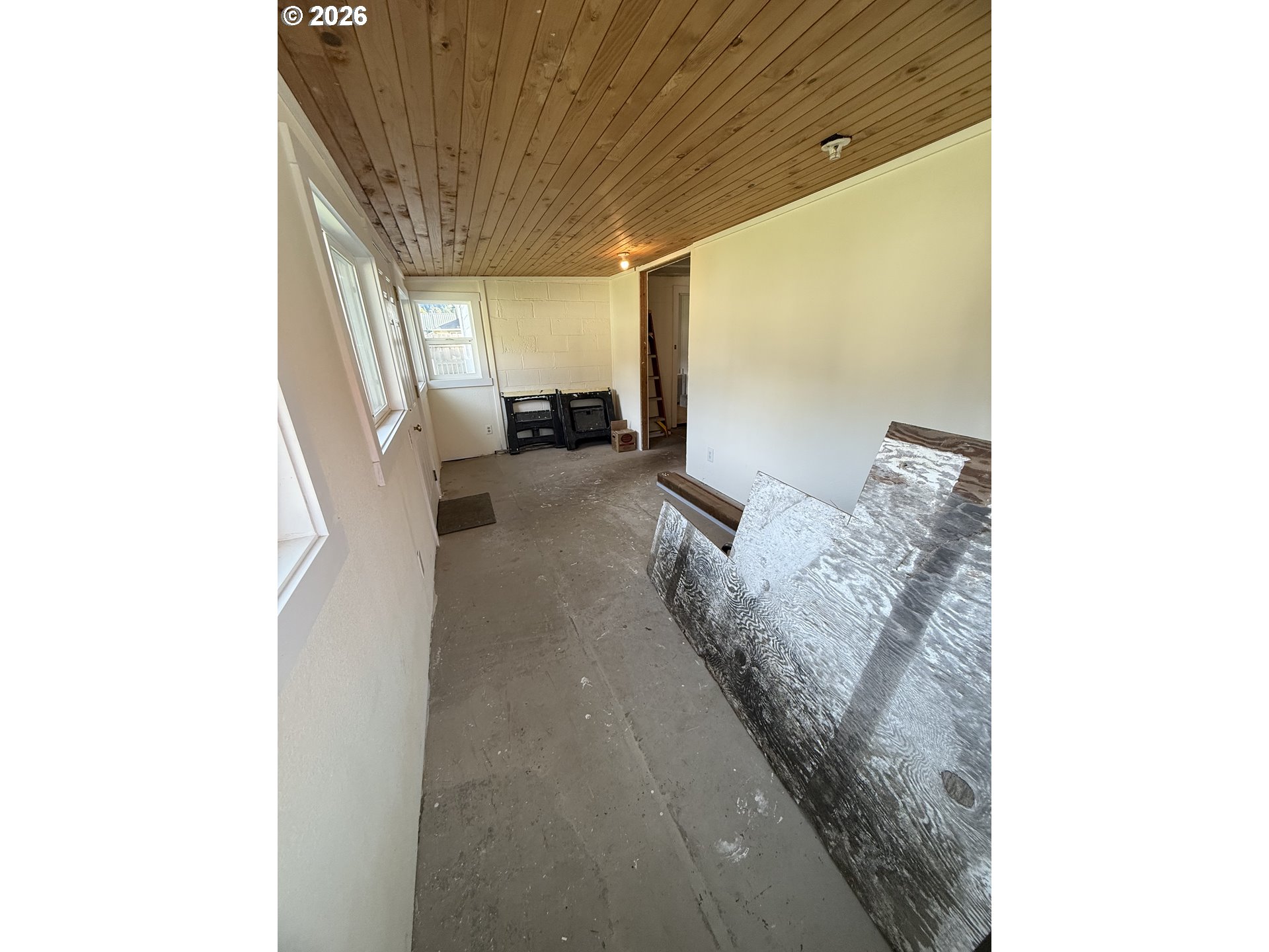 410 3rd Avenue Powers, OR 97466 - Photo 33 of 36