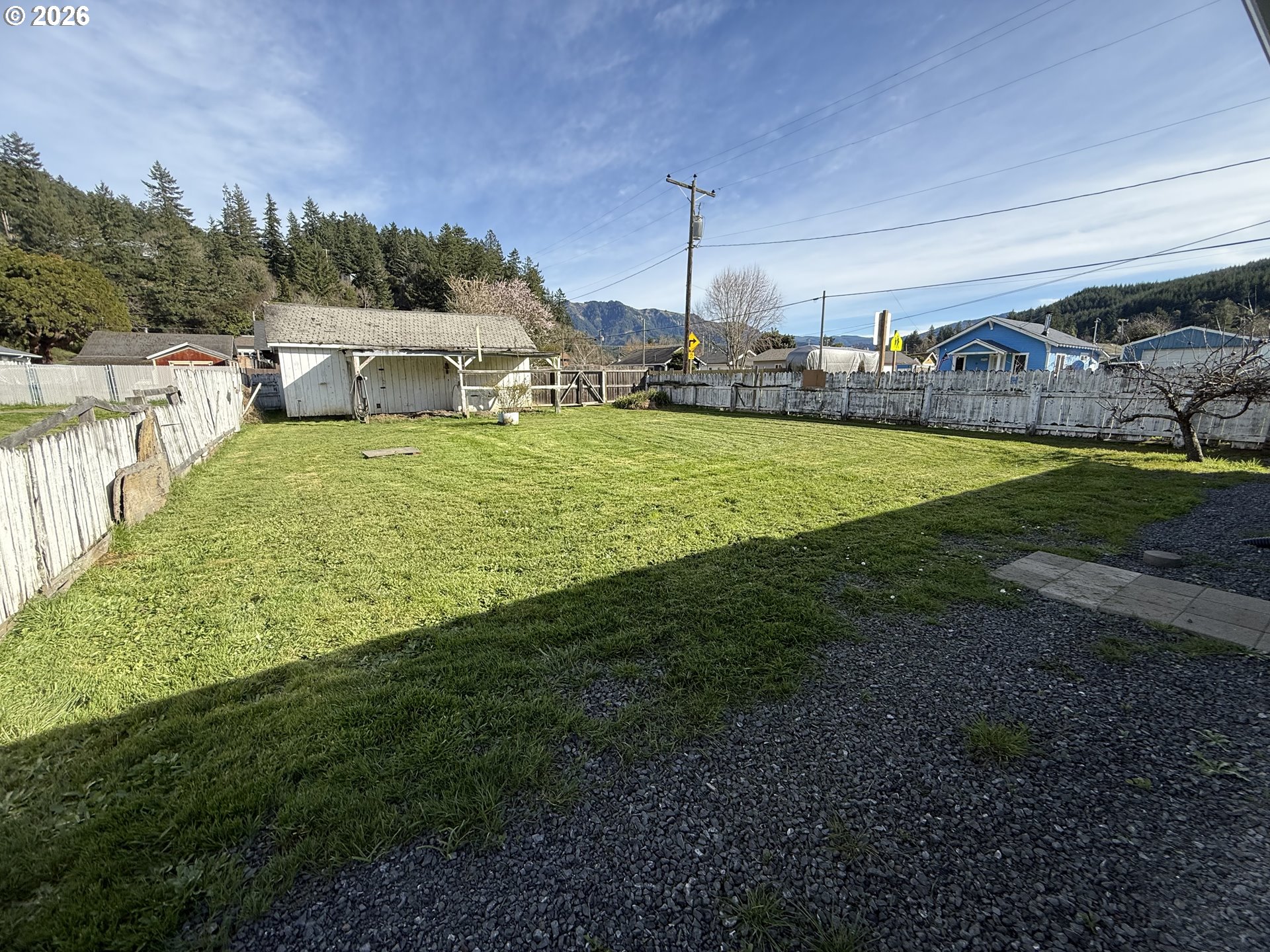410 3rd Avenue Powers, OR 97466 - Photo 4 of 36