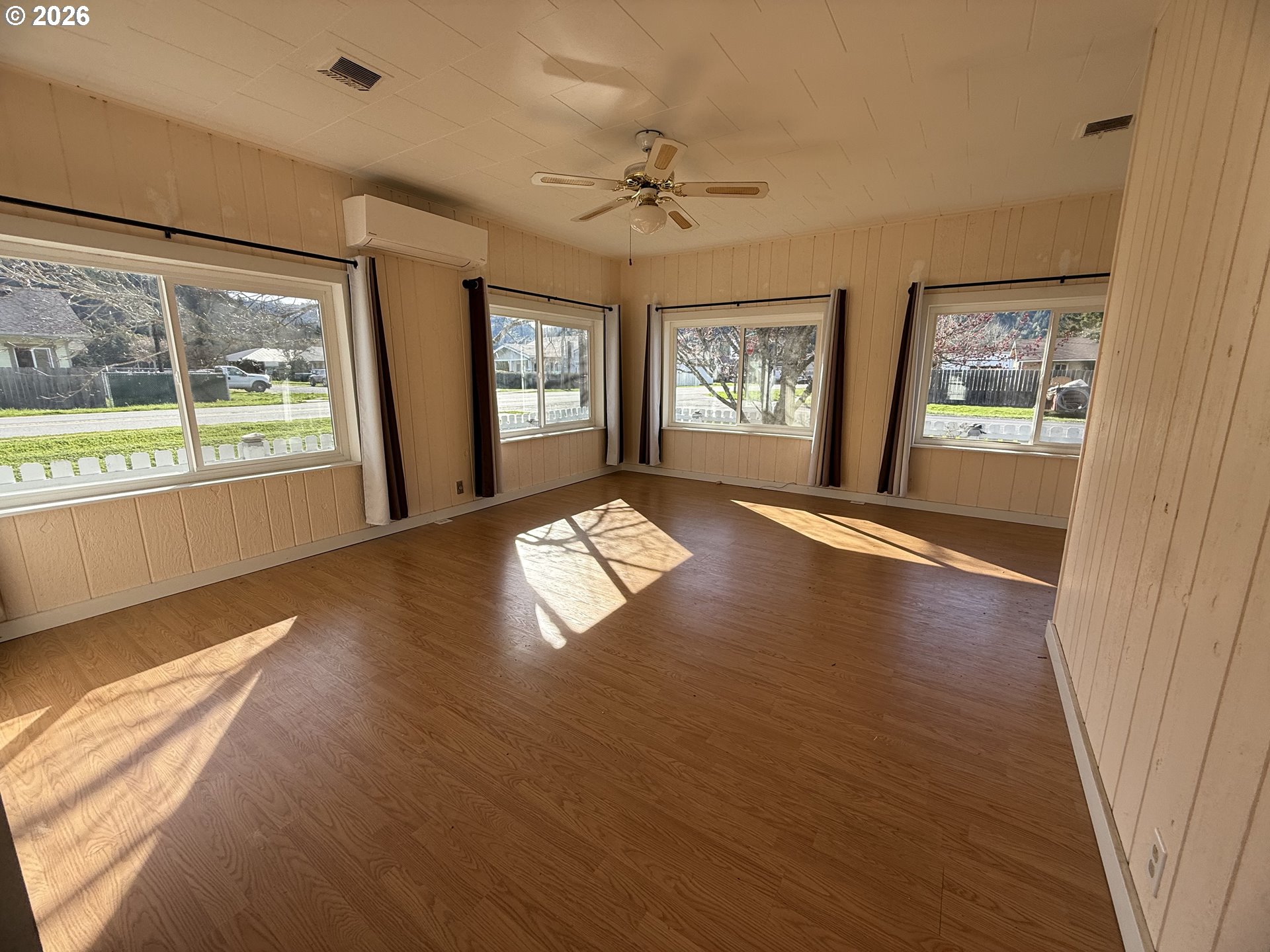 410 3rd Avenue Powers, OR 97466 - Photo 8 of 36