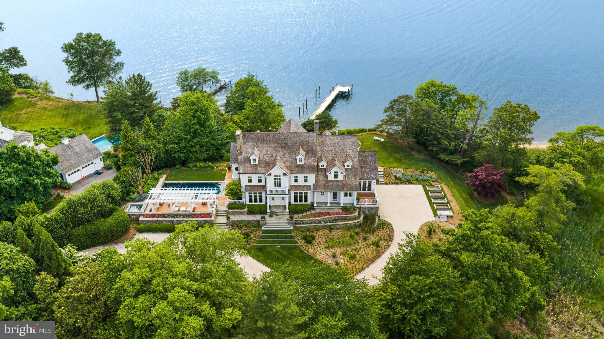 3344 Harness Creek Road Annapolis, MD 21403 - Photo 3 of 50 Premium waterfront estate on 1.56 acres