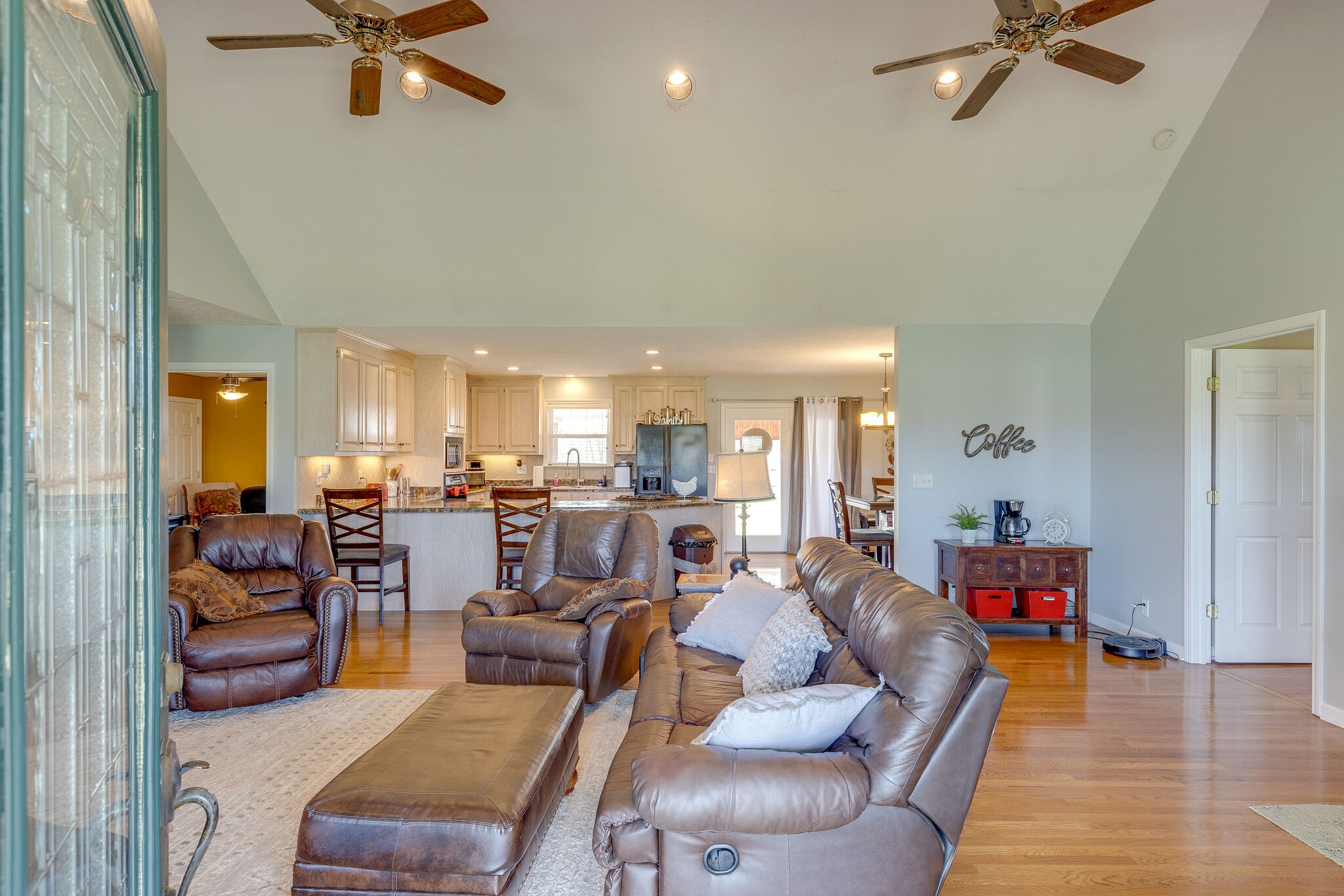 1611 Floyd Road Eagleville, TN 37060 - Photo 5 of 46 Gallery Image 5