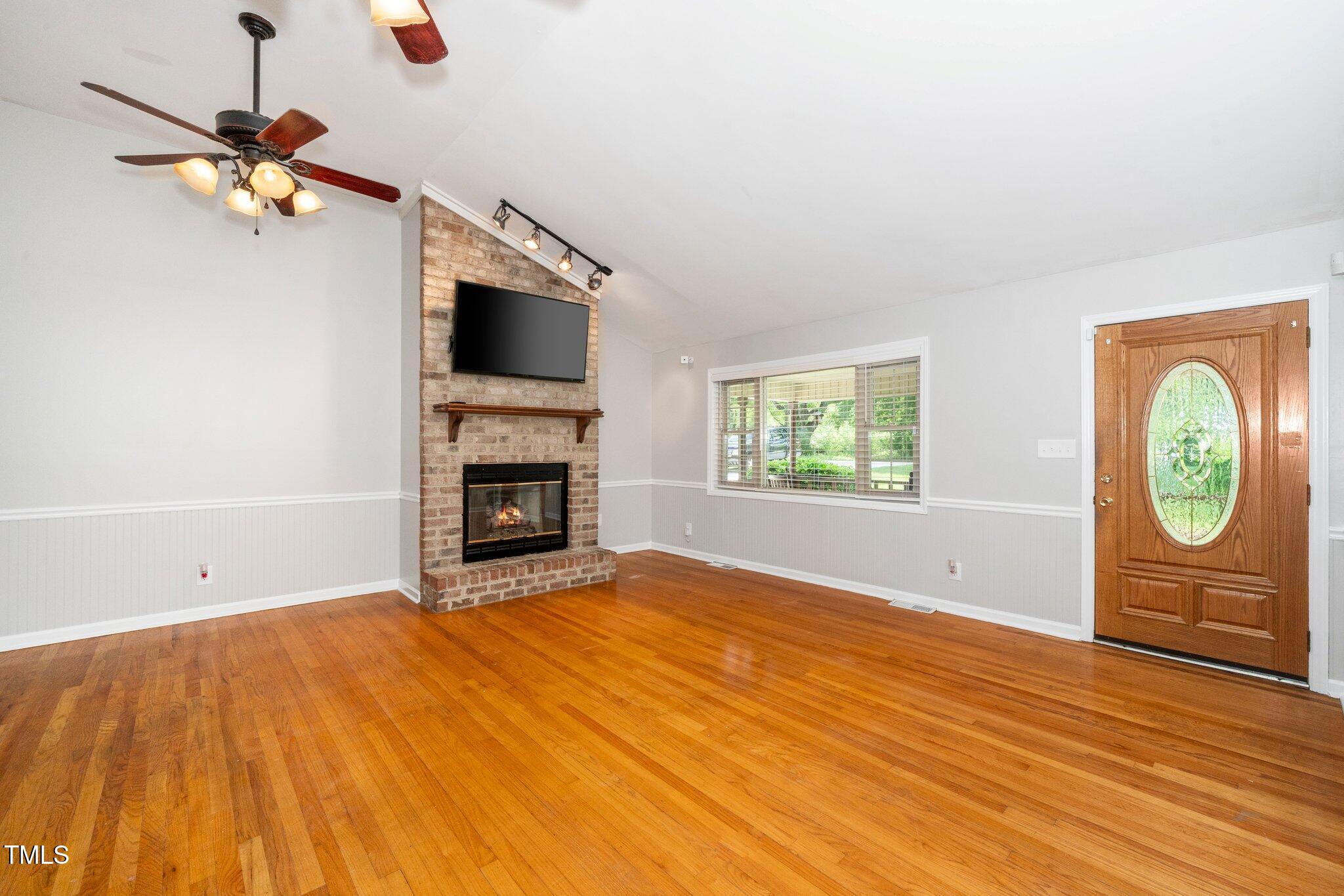 2925 Redwood Road Durham, NC 27704 - Photo 9 of 34 18-web-or-mls-2925 Redwood (12 of 41)