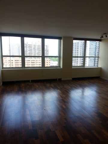 655 West Irving Park Road, Unit 1214 Chicago, IL 60613 - Photo 2 of 11