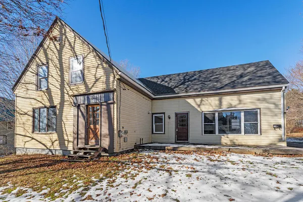 $165,000 | 82 Summer Street, Dover-Foxcroft, ME 04426