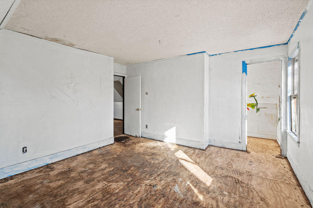 82 Summer Street Dover-Foxcroft, ME 04426 - Photo 21 of 36 DSC03641