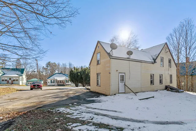 $165,000 | 82 Summer Street, Dover-Foxcroft, ME 04426
