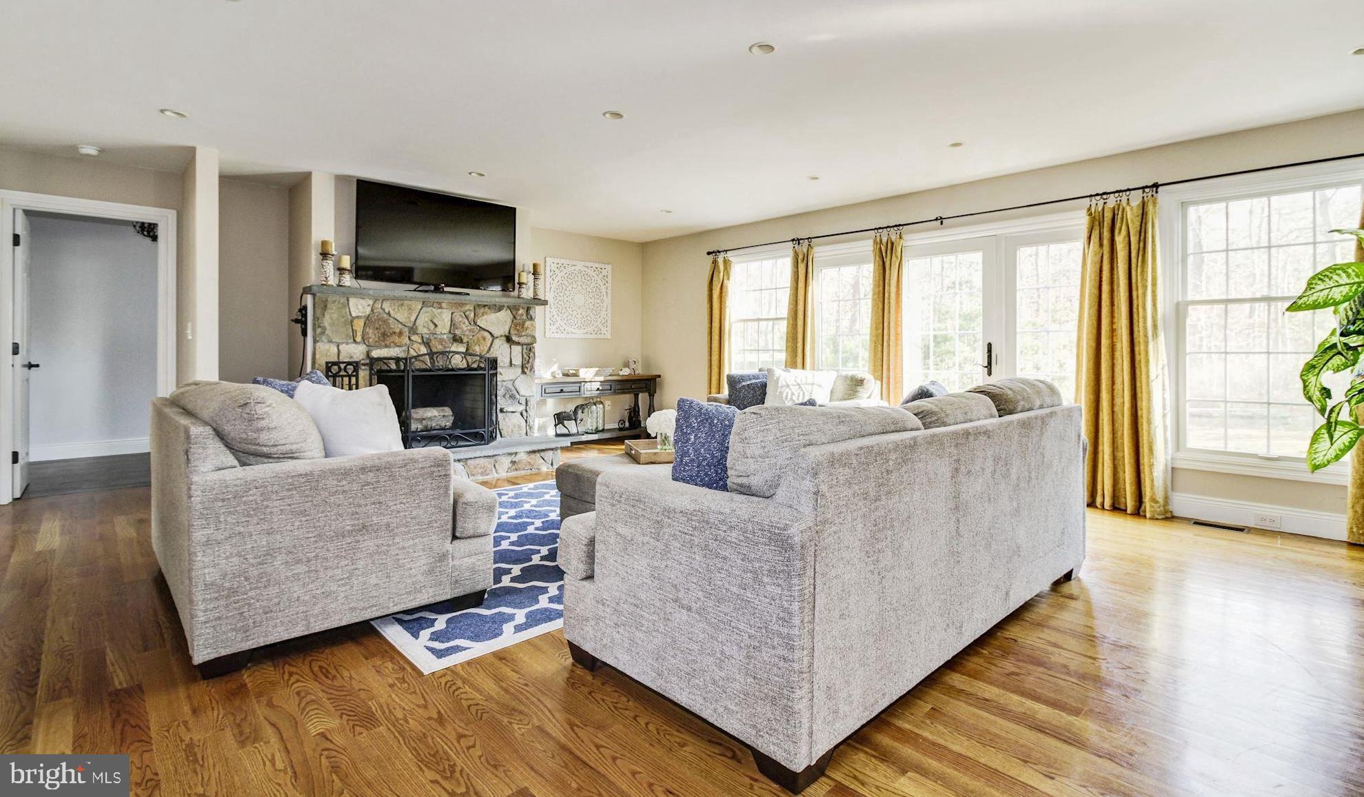 345 Riverside Drive Port Republic, NJ 08241 - Photo 21 of 63 Family room