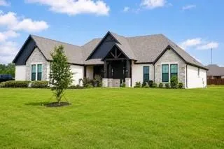 $699,000 | 4017 Lagos Drive, Midlothian, TX 76065