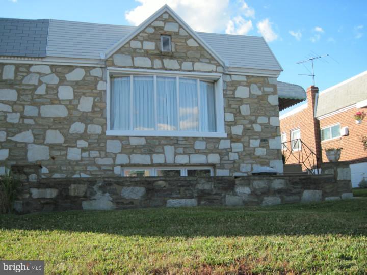 8918 Blue Grass Road Philadelphia, PA 19152 - Photo 1 of 10 Gallery Image 1