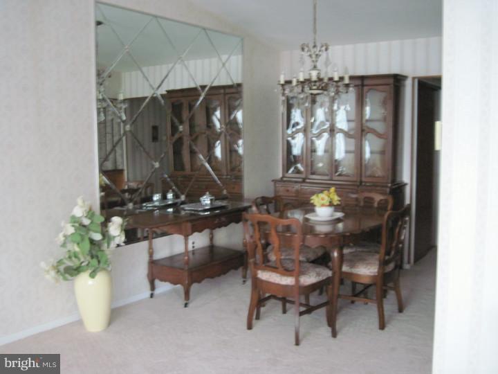 8918 Blue Grass Road Philadelphia, PA 19152 - Photo 3 of 10 Gallery Image 3