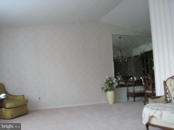 8918 Blue Grass Road Philadelphia, PA 19152 - Photo 4 of 10 Gallery Image 4
