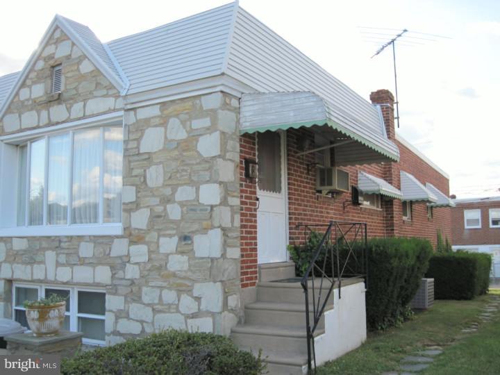 8918 Blue Grass Road Philadelphia, PA 19152 - Photo 9 of 10 Gallery Image 9