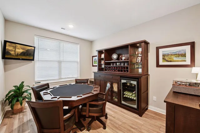 $779,900 | 934 Goldfinch Street, Chaska, MN 55318