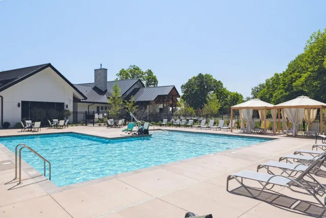 $779,900 | 934 Goldfinch Street, Chaska, MN 55318