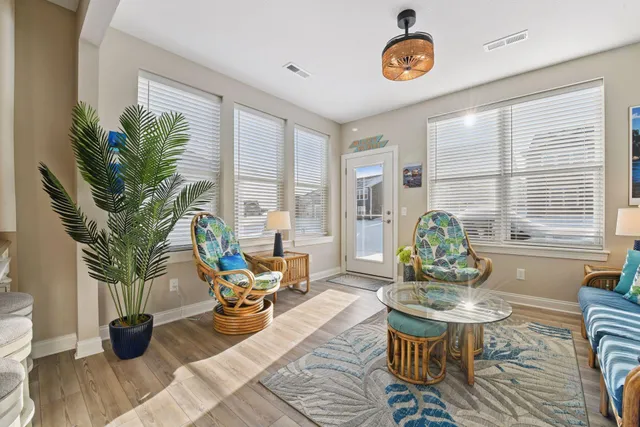 $779,900 | 934 Goldfinch Street, Chaska, MN 55318