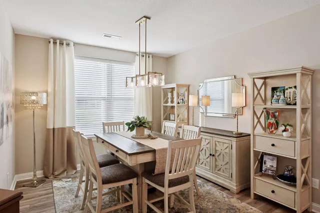 $779,900 | 934 Goldfinch Street, Chaska, MN 55318