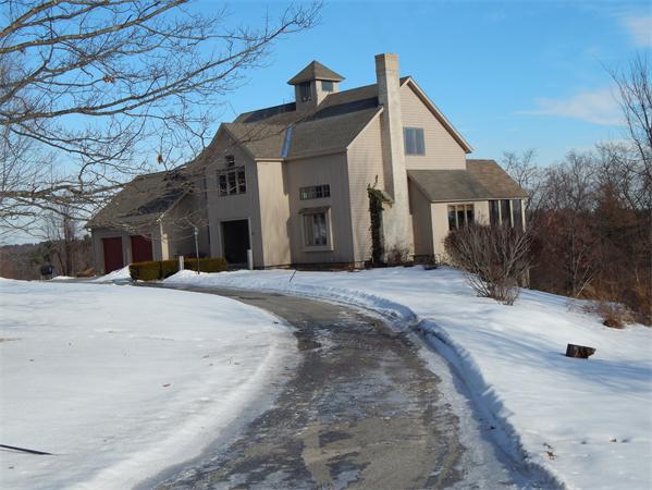 355 Sunny Hill Road Lunenburg, MA 01462 - Photo 1 of 23 Gallery Image 1