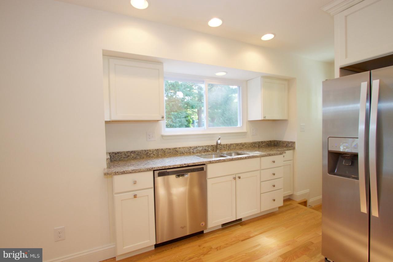 7 Colonial Road Bel Air, MD 21014 - Photo 7 of 30 Kitchen