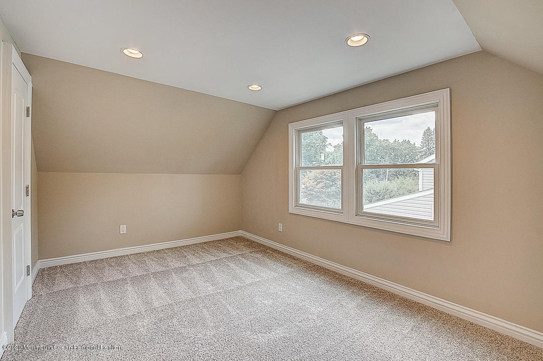 257 Lloyd Road Aberdeen, NJ 07747 - Photo 20 of 46 an empty room with a window