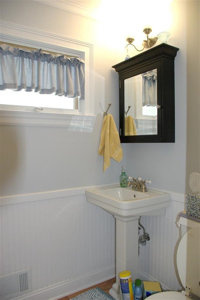 10500 West Mount Morris Road Flushing, MI 48433 - Photo 15 of 26 21476236-14.JPG