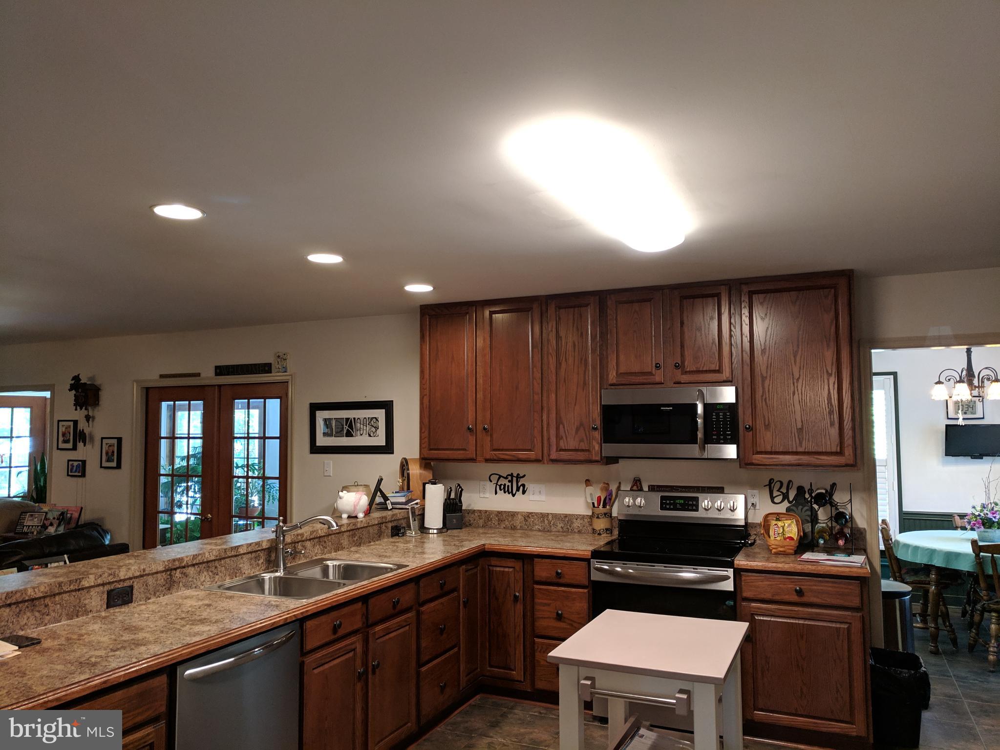 7708 Levin Dashiell Road Hebron, MD 21830 - Photo 28 of 95 Newer counter tops