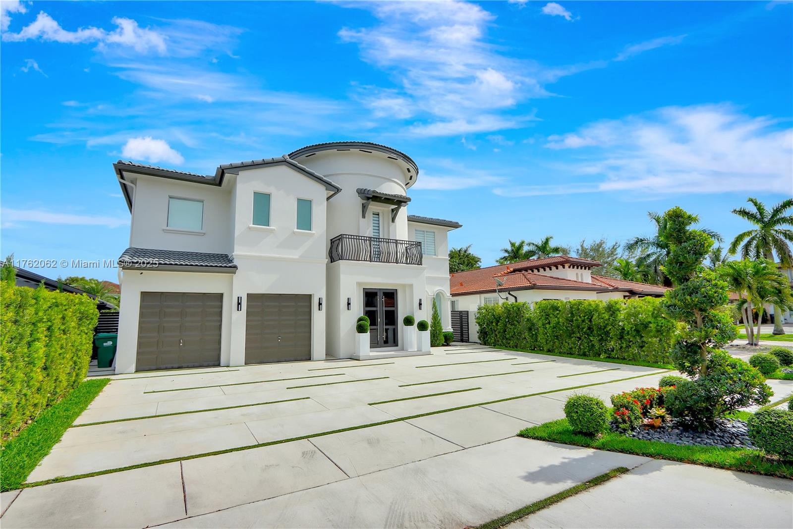6543 Southwest 162nd Path Miami, FL 33193 - Photo 8 of 46 Gallery Image 8