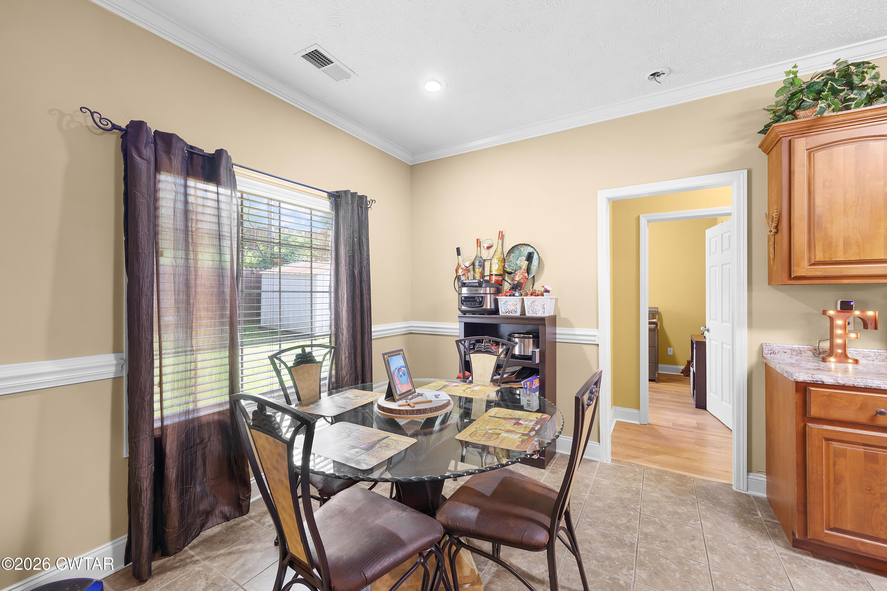 154 Executive Drive Jackson, TN 38305 - Photo 9 of 22 EN4A7695