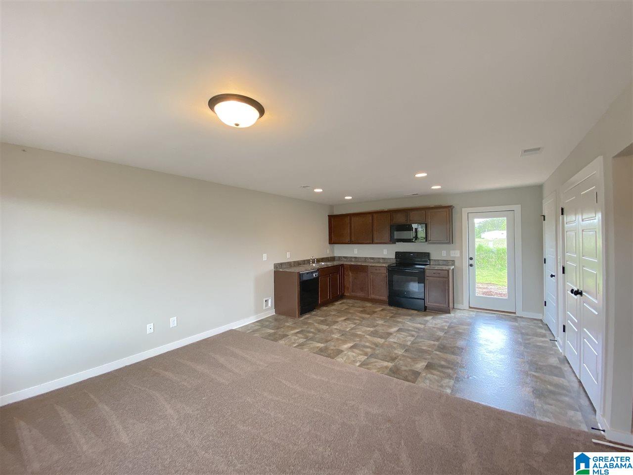 322 Sunlight Circle Talladega, AL 35160 - Photo 5 of 24