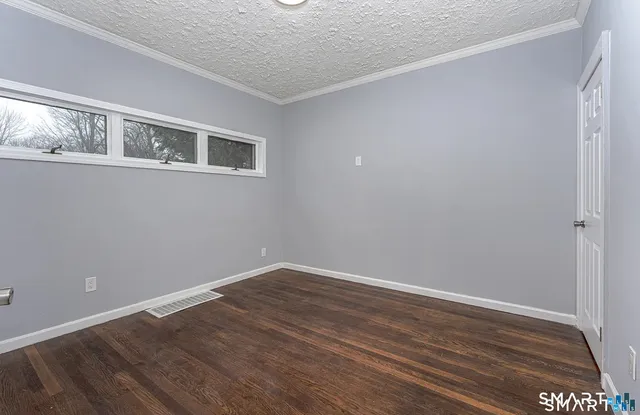 $2,600 | 87 Melrose Avenue, Waterbury, CT 06705