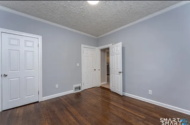 $2,600 | 87 Melrose Avenue, Waterbury, CT 06705