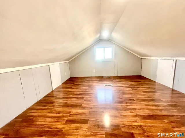 $2,800 | 87 Melrose Avenue, Waterbury, CT 06705