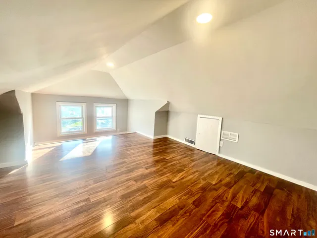 $2,800 | 87 Melrose Avenue, Waterbury, CT 06705