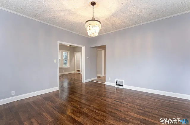 $2,600 | 87 Melrose Avenue, Waterbury, CT 06705