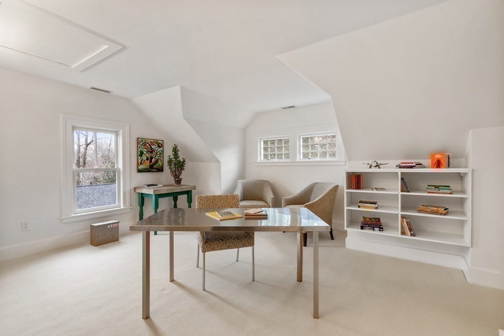 85 Prince Street Newton, MA 02465 - Photo 24 of 37 a workspace with furniture