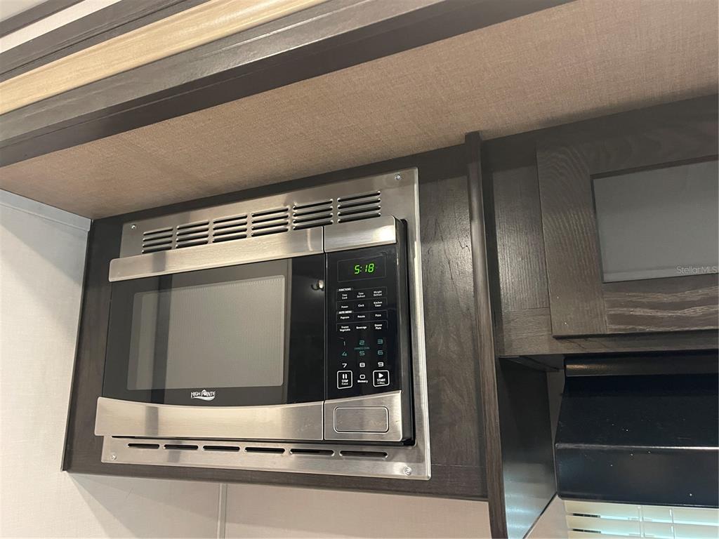 20300 Leonard Road, Unit 78 Lutz, FL 33558 - Photo 15 of 51