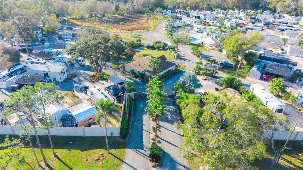 20300 Leonard Road, Unit 78 Lutz, FL 33558 - Photo 2 of 51